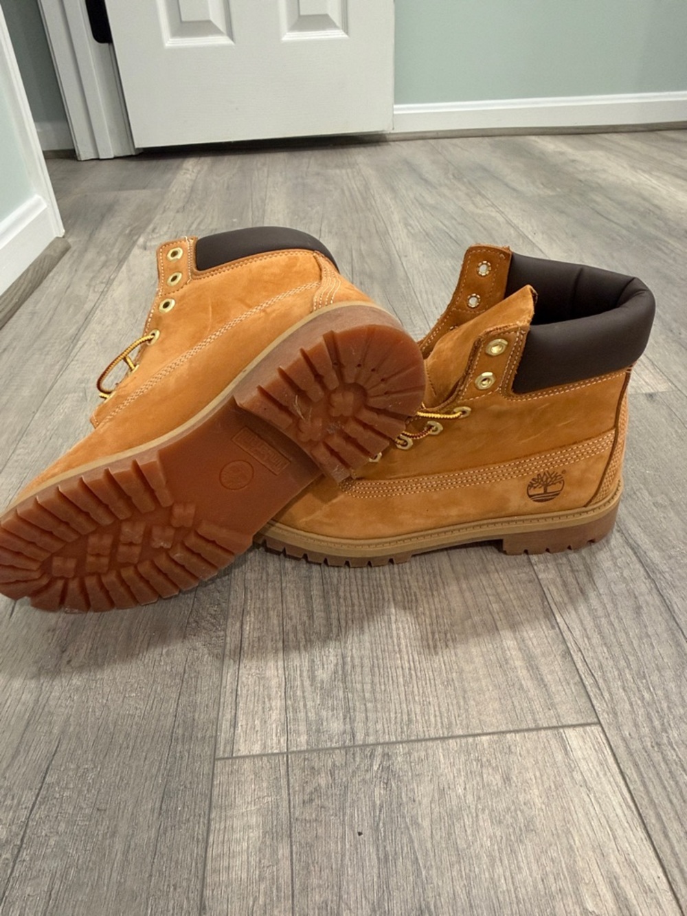 Timberlands - Picture 2 of 2